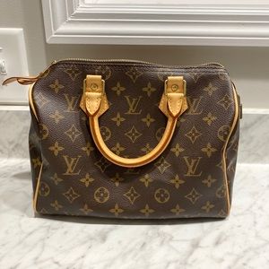 Louis Vuitton Speedy 25